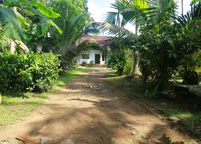 Methinda House